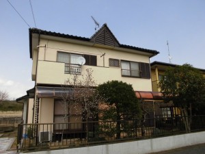 姫路市　外壁塗装に合わせて、軒天と小庇の改修も…