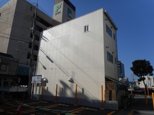 姫路市　　3階建て建物　外壁シリコン塗装工事