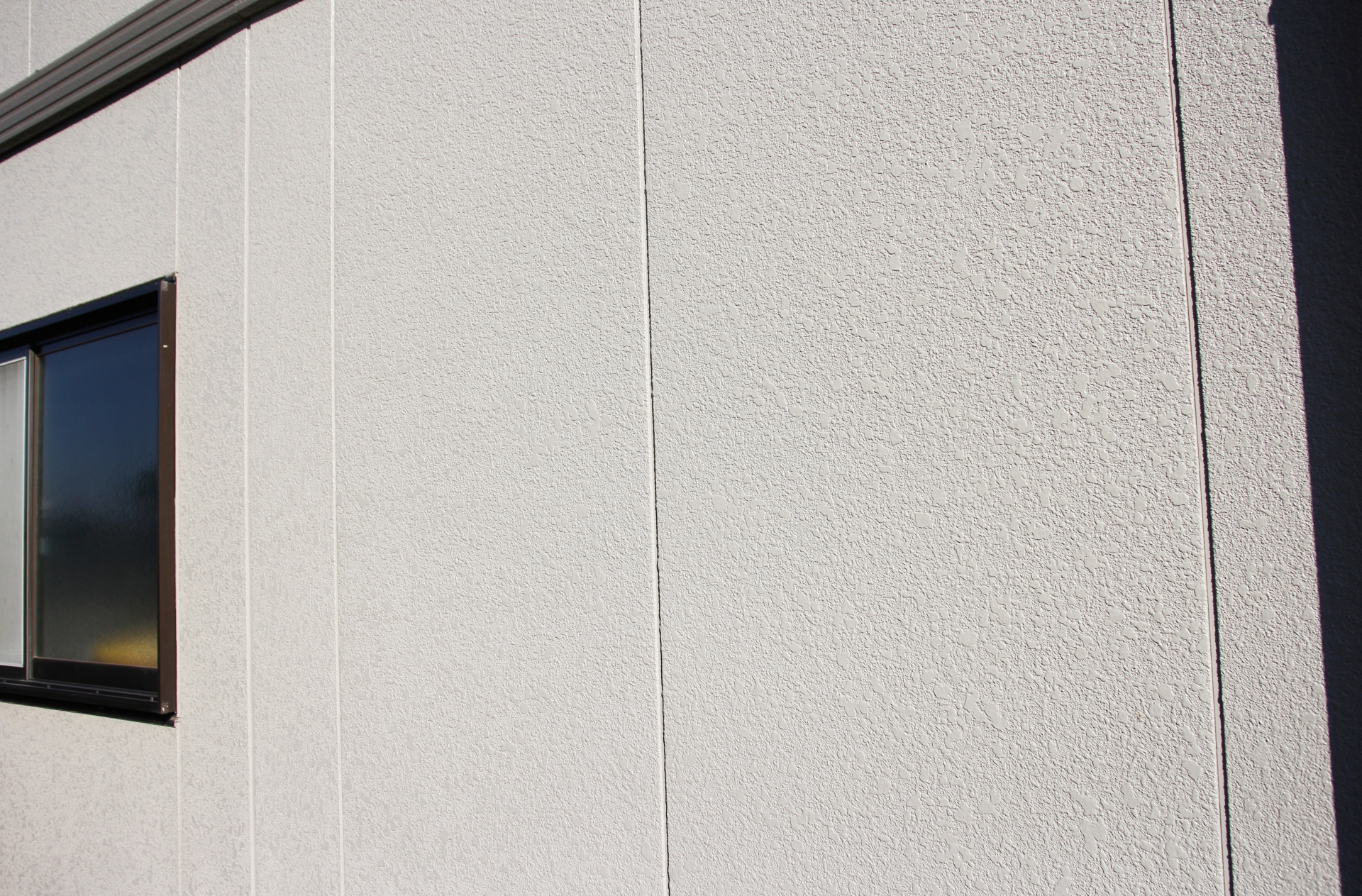 コーキングなのか シーリングなのか さらに理解が深まるメンテナンス方法 姫路加古川の屋根リフォーム 屋根外壁塗装ハウスレンジャー ヒラヤマ