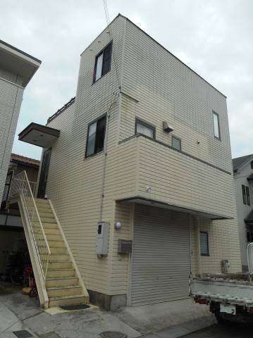 高砂市3階建て　遮熱・断熱・遮音・空気も綺麗にしてくれるGAINA塗装！屋上防水工事