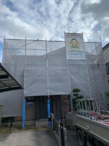 加古川市　モニエル瓦屋根塗装、2色塗り再現工法とツートンカラー外壁塗装仕上げ