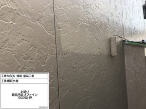 三木市　防カビ塗料を添加したクリア塗装仕上げで、デザイン性の高い外壁の模様を活かして、永く輝いて。