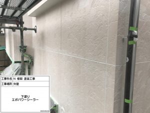 三木市　防カビ塗料を添加したクリア塗装仕上げで、デザイン性の高い外壁の模様を活かして、永く輝いて。