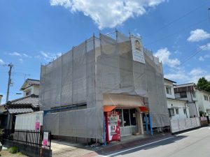 金属（折板）屋根・鉄部塗装は下地処理を丁寧にサビ止め塗装、外壁塗装　姫路