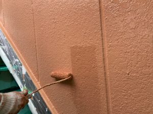 高砂市　ケレンと錆止め階段塗装と折板屋根塗装(遮熱)、オレンジに色替え外壁塗装