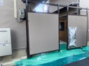 雨漏りと古くなった外観を瓦屋根の葺き替え・外装リフォームでシックに大変身！姫路