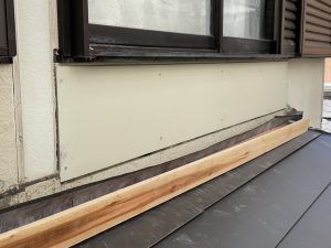 赤穂郡　塗装工事前に下地補修や張替えて傷みを修理し、きれいで長持ちする外壁塗装