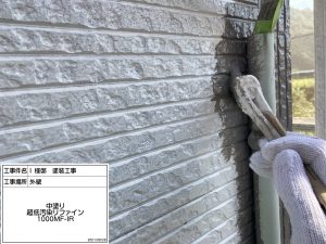 神崎郡　軒天井の張替え、外壁ひび割れやハガレ、屋根コケ汚れを解決への塗装工事