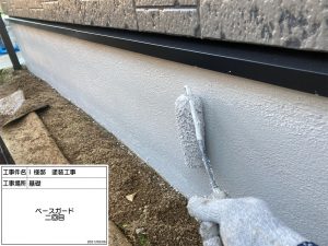 神崎郡　軒天井の張替え、外壁ひび割れやハガレ、屋根コケ汚れを解決への塗装工事