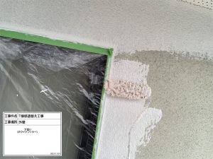 姫路　１階外壁の汚れやコケに悩まされ、長持ちする塗装に加え補修工事を徹底した屋根外壁塗装工事