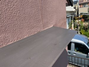 【太子町・屋根外壁塗装してから４年】悩まされた外壁のカビ、不安な外壁ひび割れから4年経過