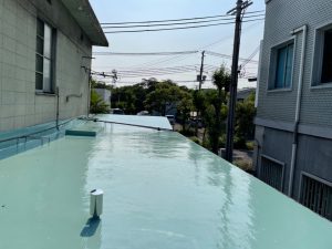 姫路市　雨漏り調査！社屋の雨漏り修理、屋上防水（ウレタン）工事