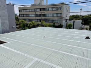 姫路市　雨漏り調査！社屋の雨漏り修理、屋上防水（ウレタン）工事