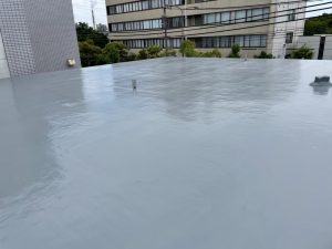 姫路市　雨漏り調査！社屋の雨漏り修理、屋上防水（ウレタン）工事