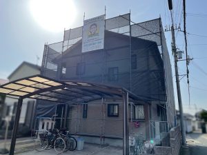 姫路市　外壁・屋根ともに遮断熱効果が特徴の塗料ガイナ塗装！カーポートも洗浄