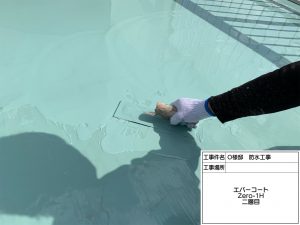 姫路市　長年雨漏りに悩まされ防水工事に着手！ベランダ床の厚みもしっかりある安心の防水工事