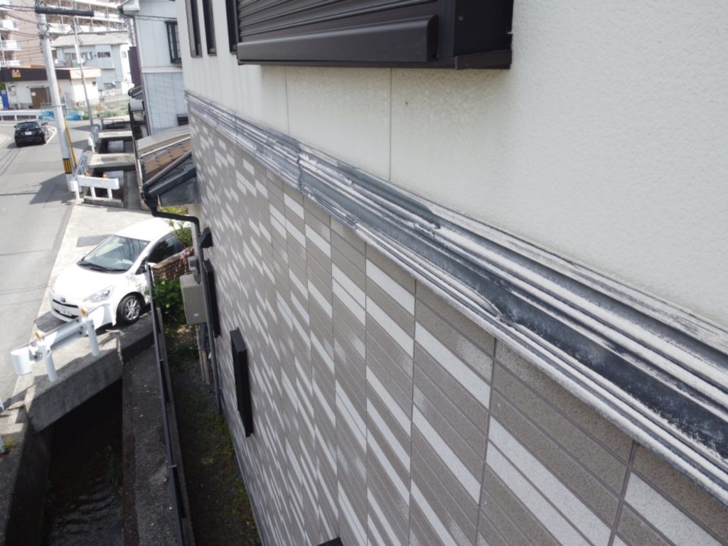 姫路市　サイディング外壁の石目調を再現した多彩模様塗装！スタイリッシュな仕上がりに大変身