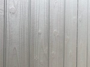 【三木市　こだわりの木目調2色使い外壁塗装から1年】問題なくキレイな状態です