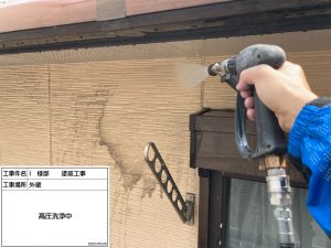 姫路　サイディングの柄を活かした外壁塗装＋防カビ剤を加えて徹底対策