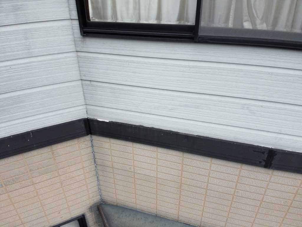 加古川　屋根カバー工法（防水シート貼り後ガイナ塗装）美観だけでなく遮熱・断熱と言うことなし！外壁塗装！
