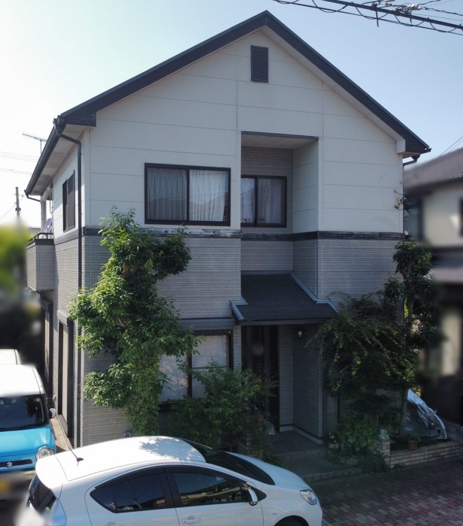 姫路　屋根グリーンが色アクセントとなり柔らかい雰囲気のお家へ外壁塗装・屋根塗装