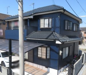 加古川市　外壁ミッドナイトブルー×屋根スチールグレーのモダンで美観・遮熱に優れたお家に