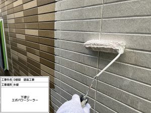 姫路　周囲に溶け込むグレー調を黒で引き締めた屋根外壁塗装