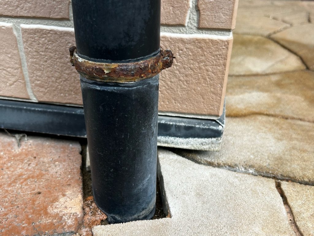 レンガ調サイディングがダブルカラー工法でおしゃれな仕上がりに！屋根カバー工事_たつの市