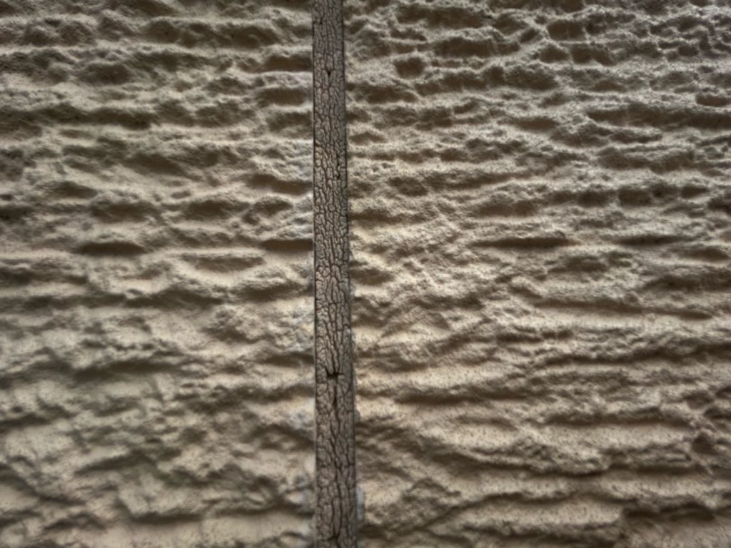 ナチュラルからネイビー系に雰囲気を変えた外壁塗装 太子町