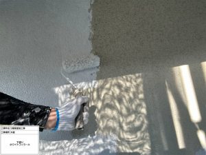 グリーン×ホワイトに猫の門柱が映える!おしゃれな外壁・屋根塗装|三木市