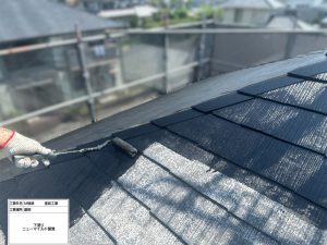 レンガ調からシックなグレーへ!単色でクールに魅せる外壁・屋根塗装|太子町