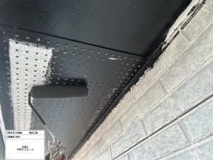 レンガ調からシックなグレーへ!単色でクールに魅せる外壁・屋根塗装|太子町