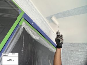 レンガ調からシックなグレーへ!単色でクールに魅せる外壁・屋根塗装|太子町