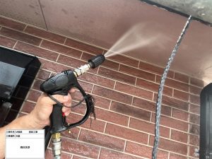 レンガ調からシックなグレーへ!単色でクールに魅せる外壁・屋根塗装|太子町